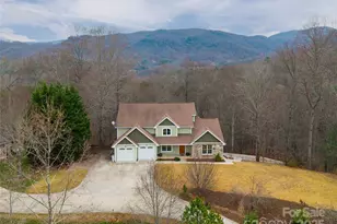 98 Sovereign Ln, Fairview, NC 28730 - Photo 3