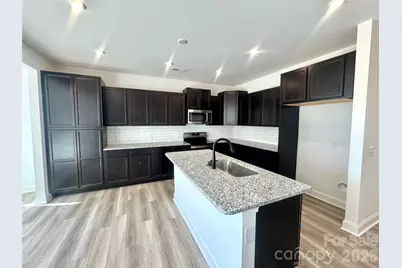 7721 Ethora Way, Charlotte, NC 28216 - Photo 5