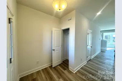 7721 Ethora Way, Charlotte, NC 28216 - Photo 3