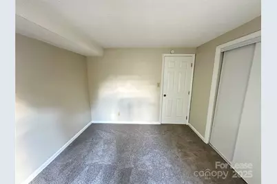 9520 Shannon Green Drive #E, Charlotte, NC 28213 - Photo 15