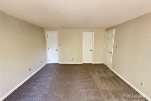 9520 Shannon Green Dr, Charlotte, NC 28213 - Photo 23