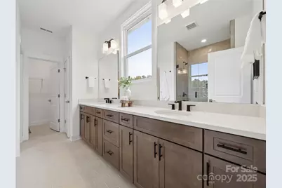 5107 Mint Harbor Way #409, Charlotte, NC 28269 - Photo 13