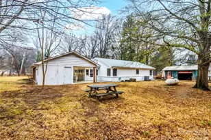 109 Wall Rd, Tryon, NC 28782 - Photo 33