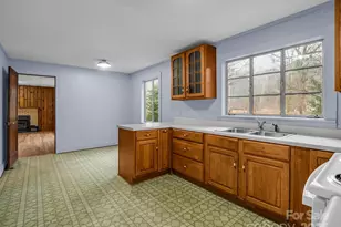 109 Wall Rd, Tryon, NC 28782 - Photo 15