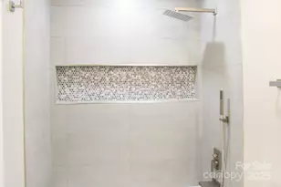 631 W Craighead Rd, Charlotte, NC 28206 - Photo 15