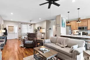 371 Beechnut Dr, Hendersonville, NC 28739 - Photo 7