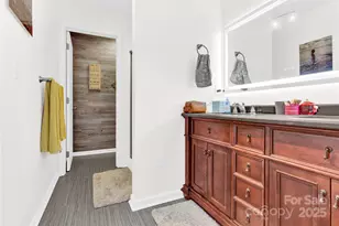 1659 Buffett Cir, Hickory, NC 28602 - Photo 25