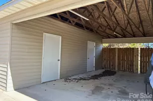 564 Shiloh Road S, York, SC 29745 - Photo 3