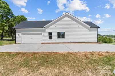 1037 Dameron Road, Bessemer City, NC 28016 - Photo 5