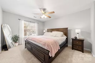 10255 Reindeer Way Ln, Charlotte, NC 28216 - Photo 11