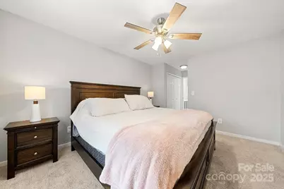 10255 Reindeer Way Lane, Charlotte, NC 28216 - Photo 15