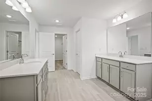 2127 Bayou Trace Dr, Charlotte, NC 28262 - Photo 19