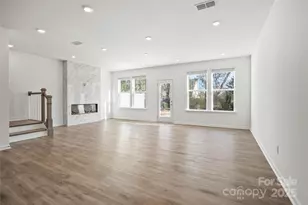 2127 Bayou Trace Dr, Charlotte, NC 28262 - Photo 13