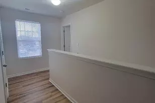 5823 Hewitt Dr, Charlotte, NC 28269 - Photo 7