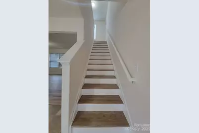 5823 Hewitt Drive, Charlotte, NC 28269 - Photo 5