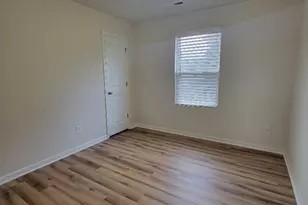 5823 Hewitt Dr, Charlotte, NC 28269 - Photo 13