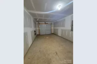 5823 Hewitt Drive, Charlotte, NC 28269 - Photo 17