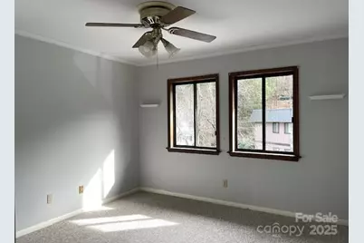 11 Lake Drive #B4, Laurel Park, NC 28739 - Photo 9