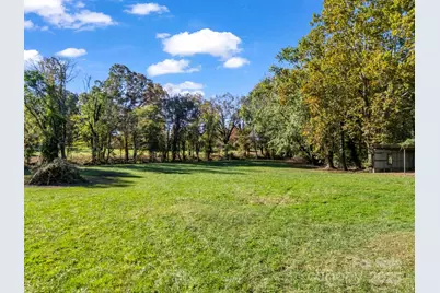 628 New Hope Road, Flat Rock, NC 28731 - Photo 17