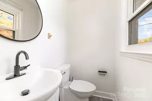 6701 Lynmont Dr, Charlotte, NC 28212 - Photo 9