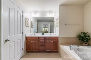 718 Deerbrook Ln, Tega Cay, SC 29708 - Photo 25