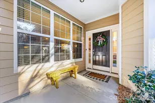 718 Deerbrook Ln, Tega Cay, SC 29708 - Photo 3