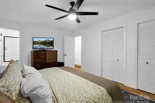 190 Long John Dr, Hendersonville, NC 28791 - Photo 19