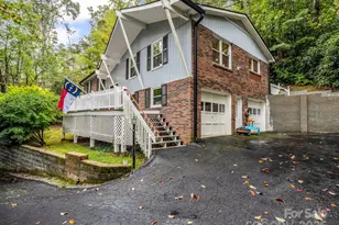 190 Long John Dr, Hendersonville, NC 28791 - Photo 1