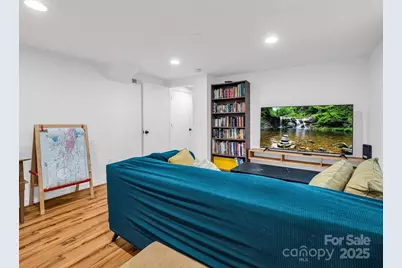 190 Long John Drive, Hendersonville, NC 28791 - Photo 33