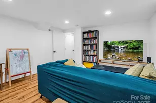 190 Long John Dr, Hendersonville, NC 28791 - Photo 33