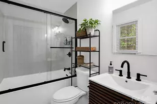 190 Long John Dr, Hendersonville, NC 28791 - Photo 21