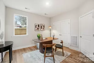 8929 Sharonbrook Dr, Charlotte, NC 28210 - Photo 7