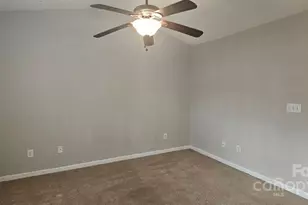 6807 Juniper Tree St, Charlotte, NC 28215 - Photo 15