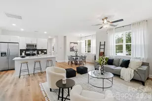 8935 Sharonbrook Dr, Charlotte, NC 28210 - Photo 9