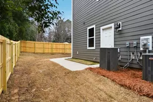 8935 Sharonbrook Dr, Charlotte, NC 28210 - Photo 33