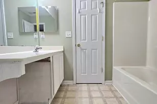 12540 Hennigan Pl Ln, Charlotte, NC 28214 - Photo 7