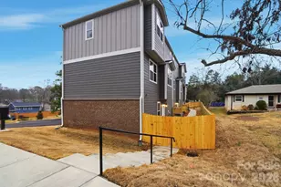 8927 Sharonbrook Dr, Charlotte, NC 28210 - Photo 35