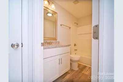 6162 Covecreek Drive, Charlotte, NC 28215 - Photo 7