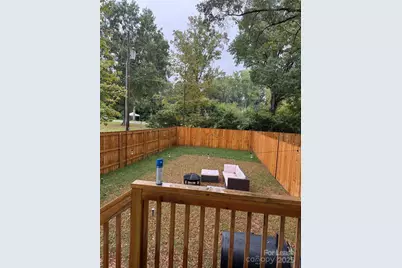 6162 Covecreek Drive, Charlotte, NC 28215 - Photo 9