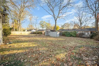 119 W Close Street, Fort Mill, SC 29715 - Photo 25