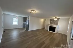 1018 Starcliff Cir, Lancaster, SC 29720 - Photo 7