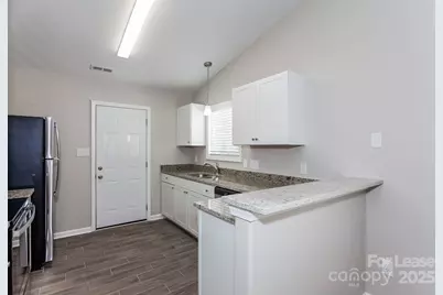 625 Tribune Drive, Charlotte, NC 28214 - Photo 7