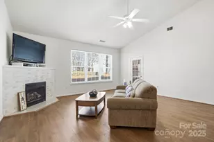 6246 Meadow Glen Ln, Harrisburg, NC 28075 - Photo 11