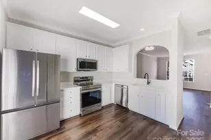 1464 Stonedown Ln, Matthews, NC 28104 - Photo 9