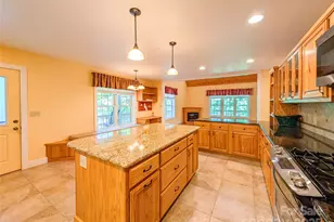 355 Rosewood Ln, Burnsville, NC 28714 - Photo 7