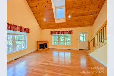 355 Rosewood Lane, Burnsville, NC 28714 - Photo 9