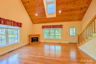 355 Rosewood Ln, Burnsville, NC 28714 - Photo 9