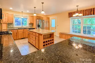 355 Rosewood Ln, Burnsville, NC 28714 - Photo 5