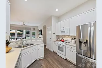 8113 Cottsbrooke Drive, Huntersville, NC 28078 - Photo 11