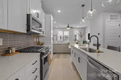 5006 Tiny Lane, Charlotte, NC 28203 - Photo 9